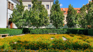 Der kleine Klostergarten
